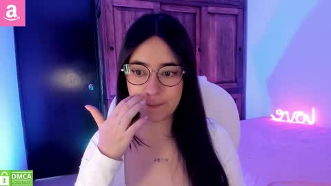 Aliceee  ..   97YP9VWGZHrefnav wishlist lists 1 online show from 10-19-25, 01:01
