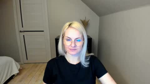 Snapshot of alicee__grace chatting on 02-28-25, 07:14 Alicee online show from 02-28-25, 07:14
