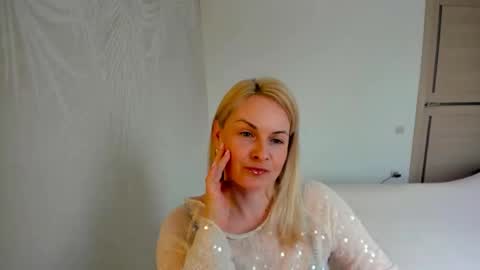 Alicee online show from 03-19-26, 08:18