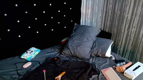 alicee_moonn online show from 02-05-26, 09:14