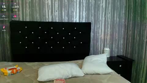 alicee_moonn online show from 04-11-26, 06:56