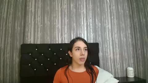 alicee_moonn online show from 05-23-26, 06:56