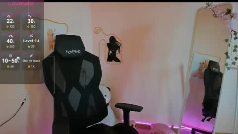 Alice online show from 04-26-26, 02:20