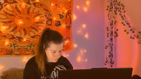 Alice online show from 02-13-26, 05:36