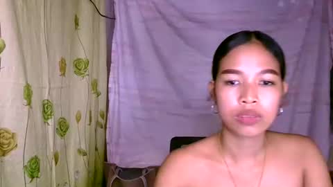 Snapshot of aliceinthewonderland21 chatting on 12-20-25, 12:45 aliceinthewonderland21 online show from 12-20-25, 12:45