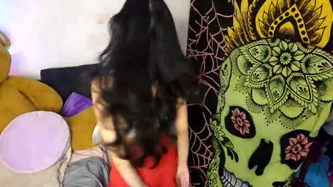 Alicekingdom online show from 12-01-25, 12:04