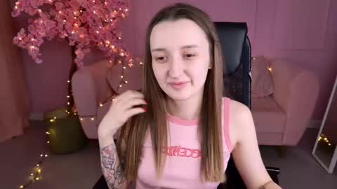 Snapshot of alicelidse chatting on 09-13-25, 01:22 Alice online show from 09-13-25, 01:22