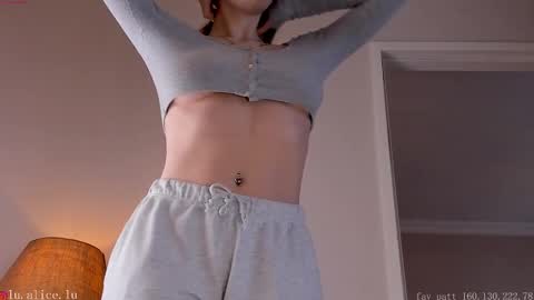 Elle online show from 02-23-25, 03:29