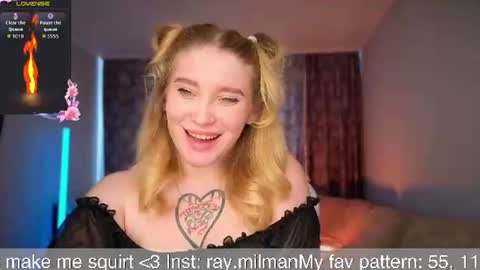 Snapshot of alicemilman chatting on 06-26-26, 11:58 Alice online show from 06-26-26, 11:58