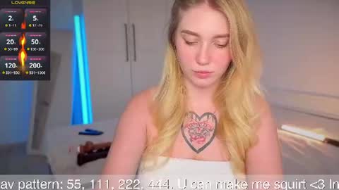 Snapshot of alicemilman chatting on 08-01-26, 08:46 Alice online show from 08-01-26, 08:46