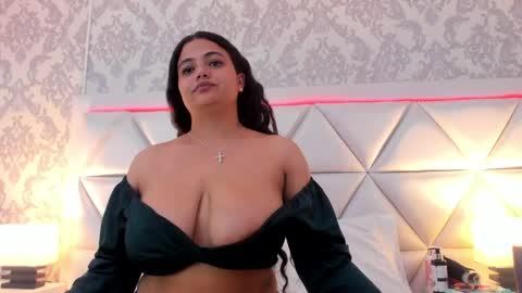 Alice Morelli  online show from 04-11-26, 03:44