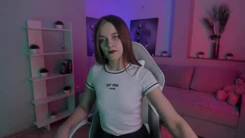 Alice online show from 11-05-25, 02:11