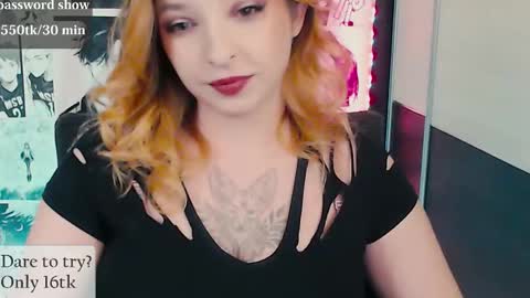 Snapshot of aliceriddle1 chatting on 12-04-25, 10:07 aliceriddle1 online show from 12-04-25, 10:07