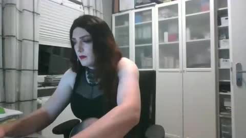 Alice online show from 11-07-25, 10:21