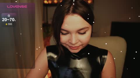 Snapshot of alicesweetlove chatting on 12-26-24, 07:24 Alice online show from 12-26-24, 07:24