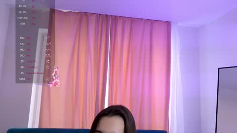 Snapshot of aliceweiss_ chatting on 03-02-25, 05:01 Alice online show from 03-02-25, 05:01