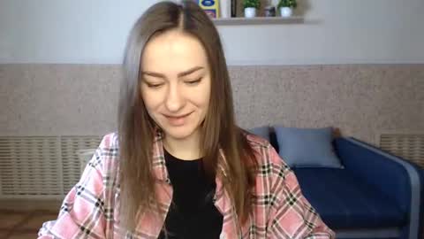 Snapshot of alicewonderful22 chatting on 02-03-25, 10:36 Alice online show from 02-03-25, 10:36