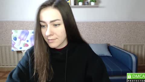 Snapshot of alicewonderful22 chatting on 02-27-25, 04:10 Alice online show from 02-27-25, 04:10