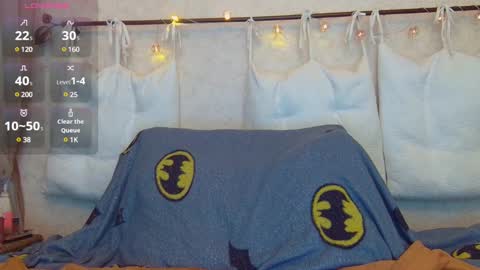 Snapshot of alicewoolfy chatting on 12-21-24, 08:43 AliceWoolfy online show from 12-21-24, 08:43