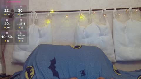 Snapshot of alicewoolfy chatting on 12-23-24, 08:36 AliceWoolfy online show from 12-23-24, 08:36