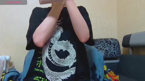 Snapshot of alicewoolfy chatting on 03-11-25, 12:33 AliceWoolfy online show from 03-11-25, 12:33