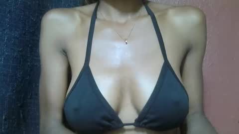 alicia253177 online show from 03-10-25, 06:49