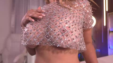 Alicia Lang online show from 11-16-25, 02:55