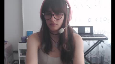 Alice online show from 05-23-26, 04:55