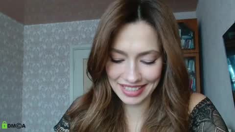 Alicia online show from 11-22-25, 09:19