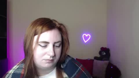 Alicia online show from 04-24-26, 07:11