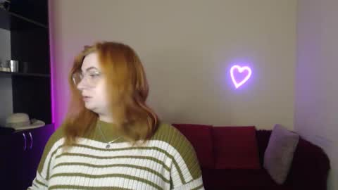 Alicia online show from 11-24-25, 12:27