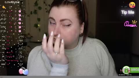 Alicia online show from 04-25-26, 01:41