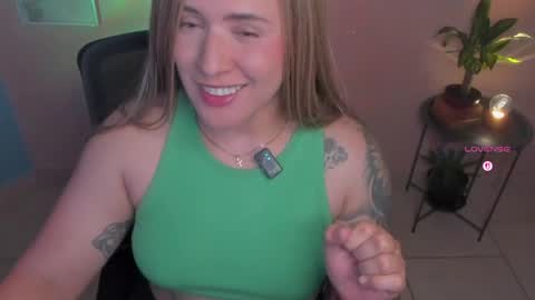 Jennyfer online show from 05-21-26, 08:05