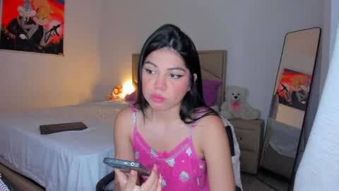 Snapshot of aliciabiden chatting on 06-04-26, 11:27 aliciabiden online show from 06-04-26, 11:27