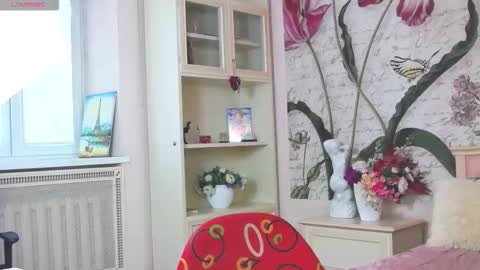 Veronica online show from 03-09-26, 02:32