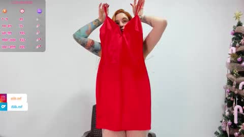 aliciakozlov online show from 12-15-25, 08:57