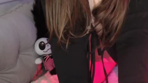 aliciamoon_ online show from 04-22-26, 04:19