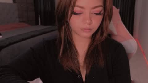 aliciawonderland__ online show from 02-04-25, 05:34