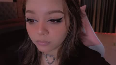 aliciawonderland__ online show from 02-10-25, 05:09