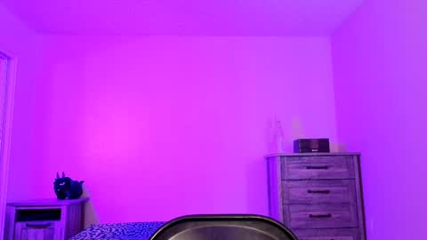 Alicia Hebi online show from 09-23-25, 05:38