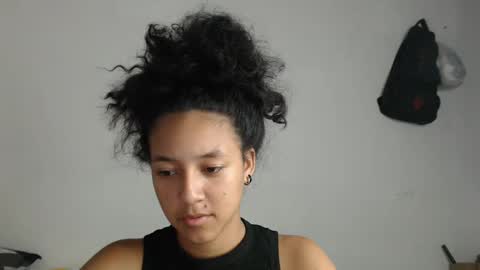 Snapshot of alicie_sexy_hot_20 chatting on 01-31-25, 06:02 ana online show from 01-31-25, 06:02