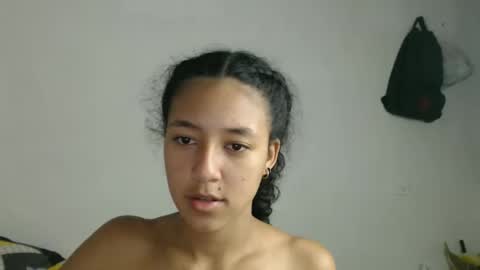 Snapshot of alicie_sexy_hot_20 chatting on 02-11-25, 04:44 ana online show from 02-11-25, 04:44