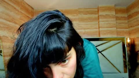 Alie online show from 04-06-26, 07:48