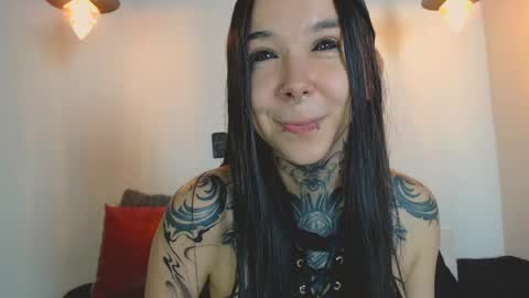    online show from 04-25-26, 01:30