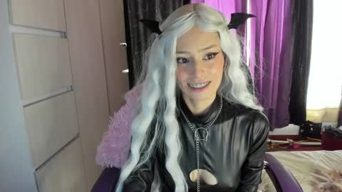 Aiko  Independent Model  online show from 02-20-25, 08:36