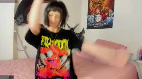 Aiko  Independent Model  online show from 10-25-25, 09:09