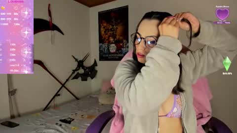 Aiko  Independent Model  online show from 11-01-25, 10:23