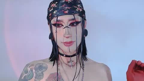     online show from 06-12-26, 12:31