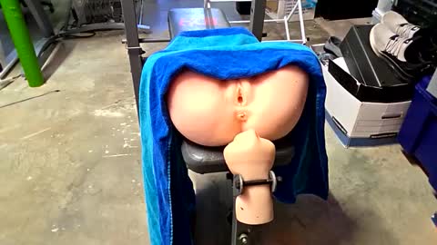 Doll Destroyer online show from 04-21-26, 01:50