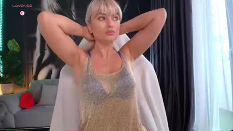 Aliessia online show from 06-24-26, 11:53
